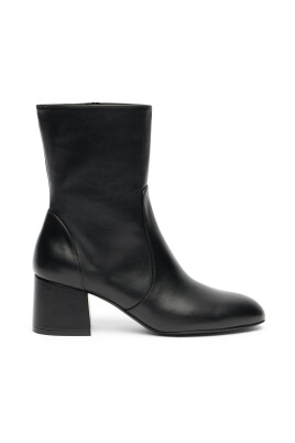 essentialist-zip-60