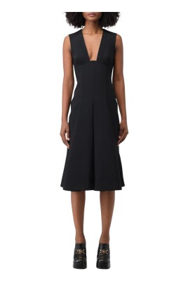 elegante-robe-sans-manches-noire