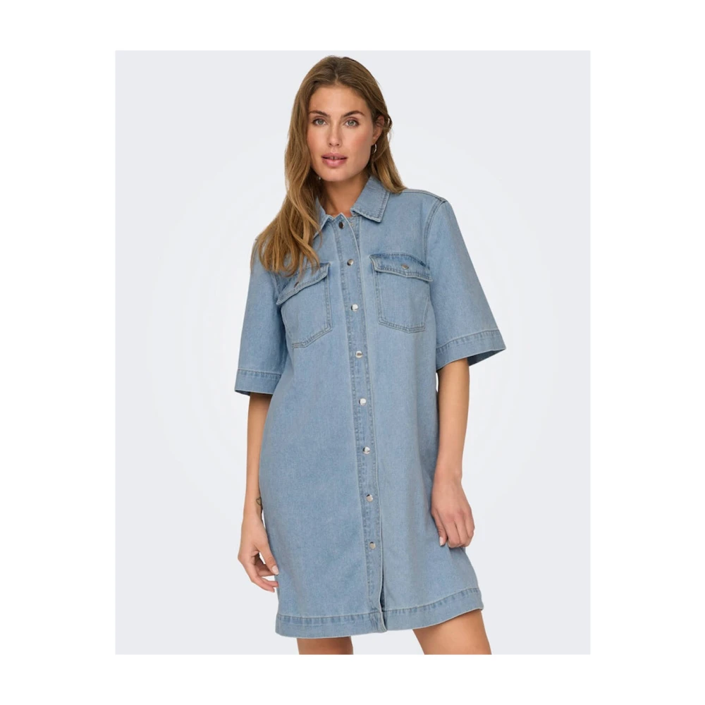 Only Knoopjurk in Denim Blauw Blue Dames
