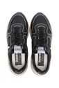 baskets-de-running-noires
