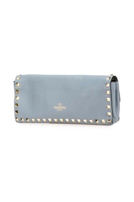 pre-owned-leather-clutches