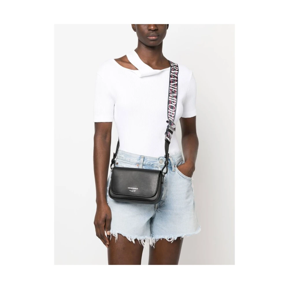 Emporio Armani Zwarte Leren Schoudertas met Logo Black Dames
