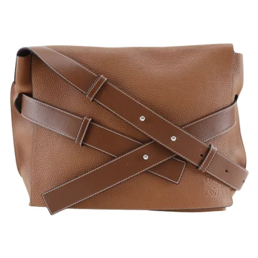 Loewe Pre-owned Leather crossbody-bags Brown Dames