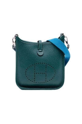 pre-owned-leather-crossbody-bags