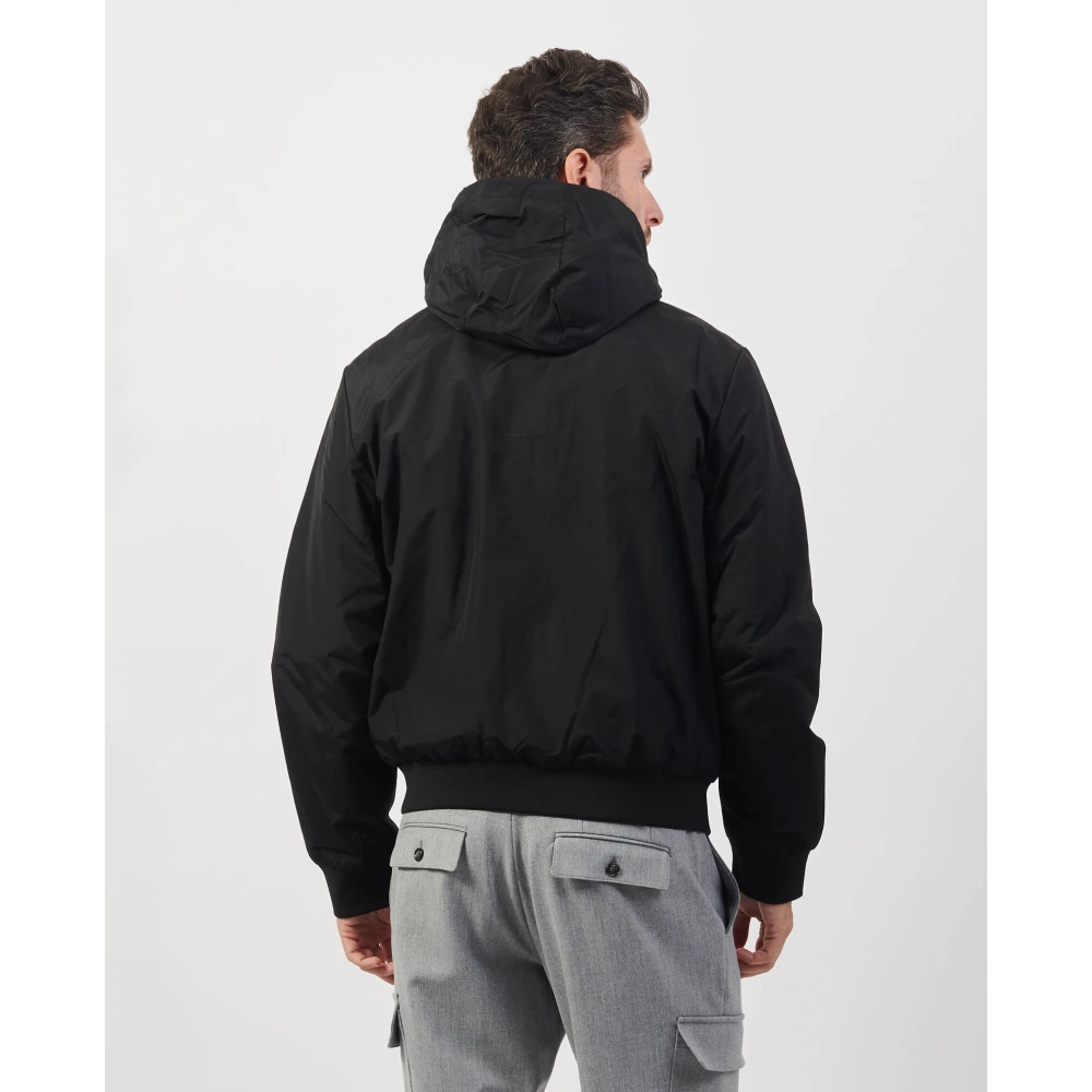 Emporio Armani Zwarte Jassen met Licht Gewatteerd Black Heren