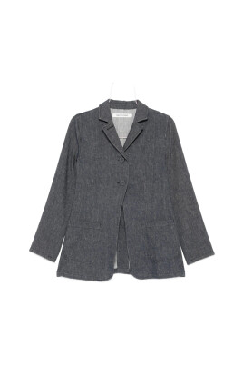 navy-blue-jeans-with-notched-lapel