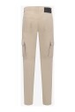 cargo-broek-in-beige