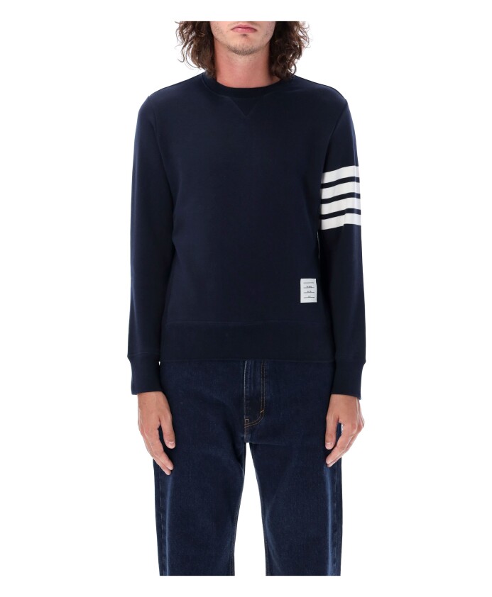 classic-crewneck-knitwear