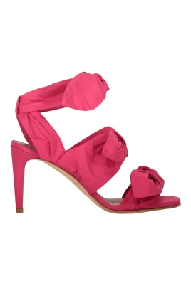 Guhada Sandal