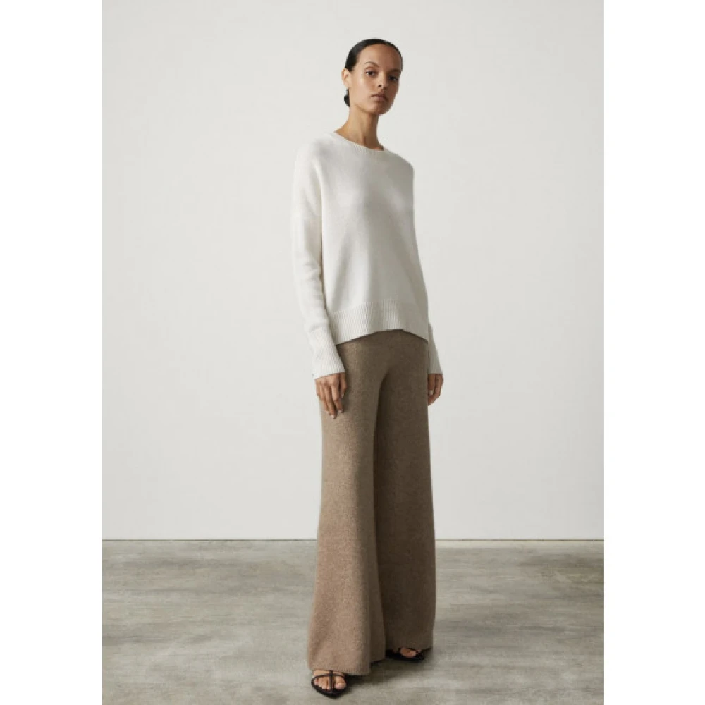 Lisa Yang Tijdloze Cashmere Crew Neck Sweater Beige Dames