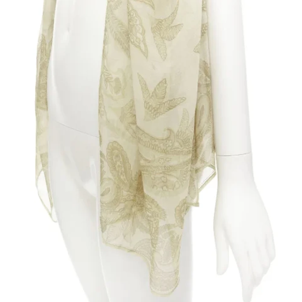 Armani Pre-owned Silk scarves Beige Dames