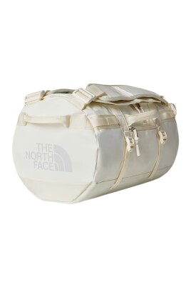 duffel-bag-for-base-camp-adventures