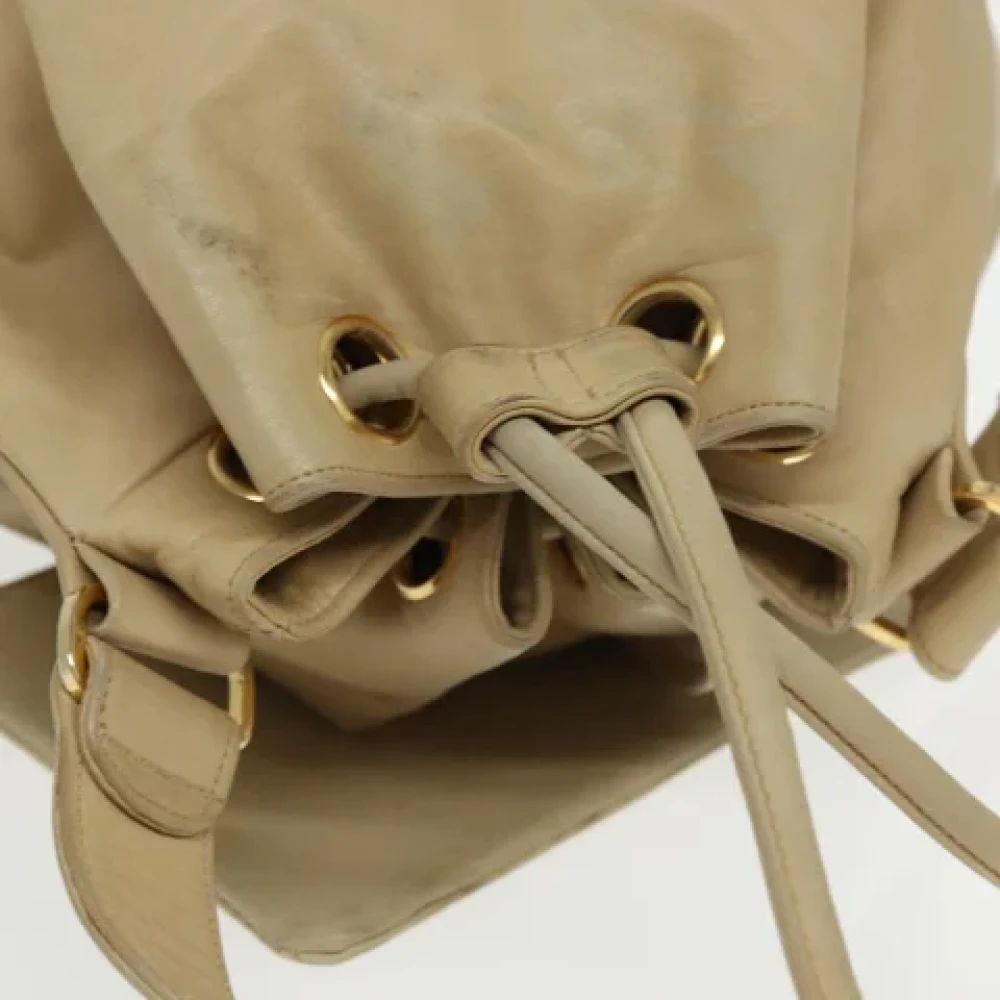 Chanel Vintage Pre-owned Leather chanel-bags Beige Dames