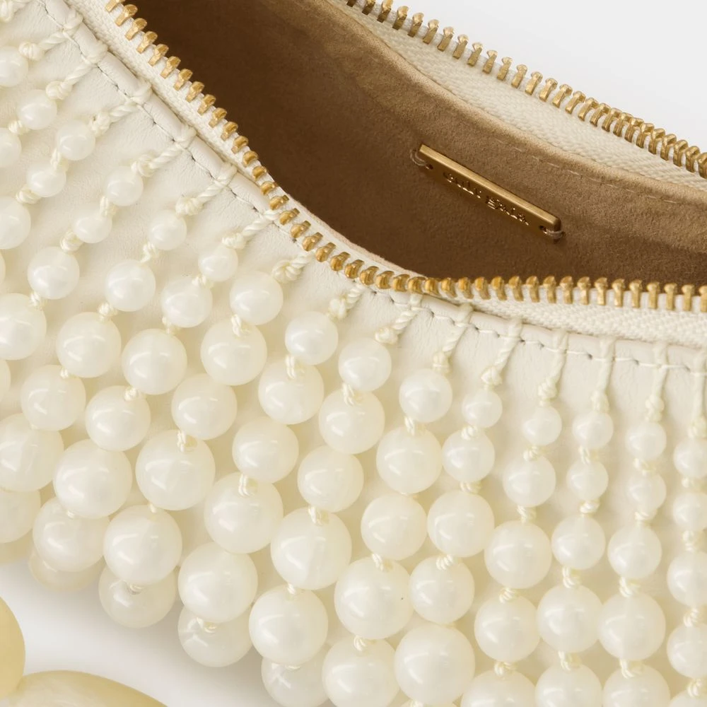 Cult Gaia Witte Acryl Clutch met Magnetische Sluiting White Dames
