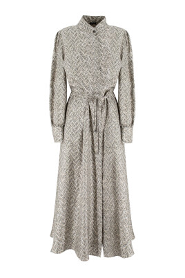 elegant-buttoned-dress