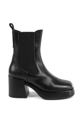 black-leather-block-heel-boots