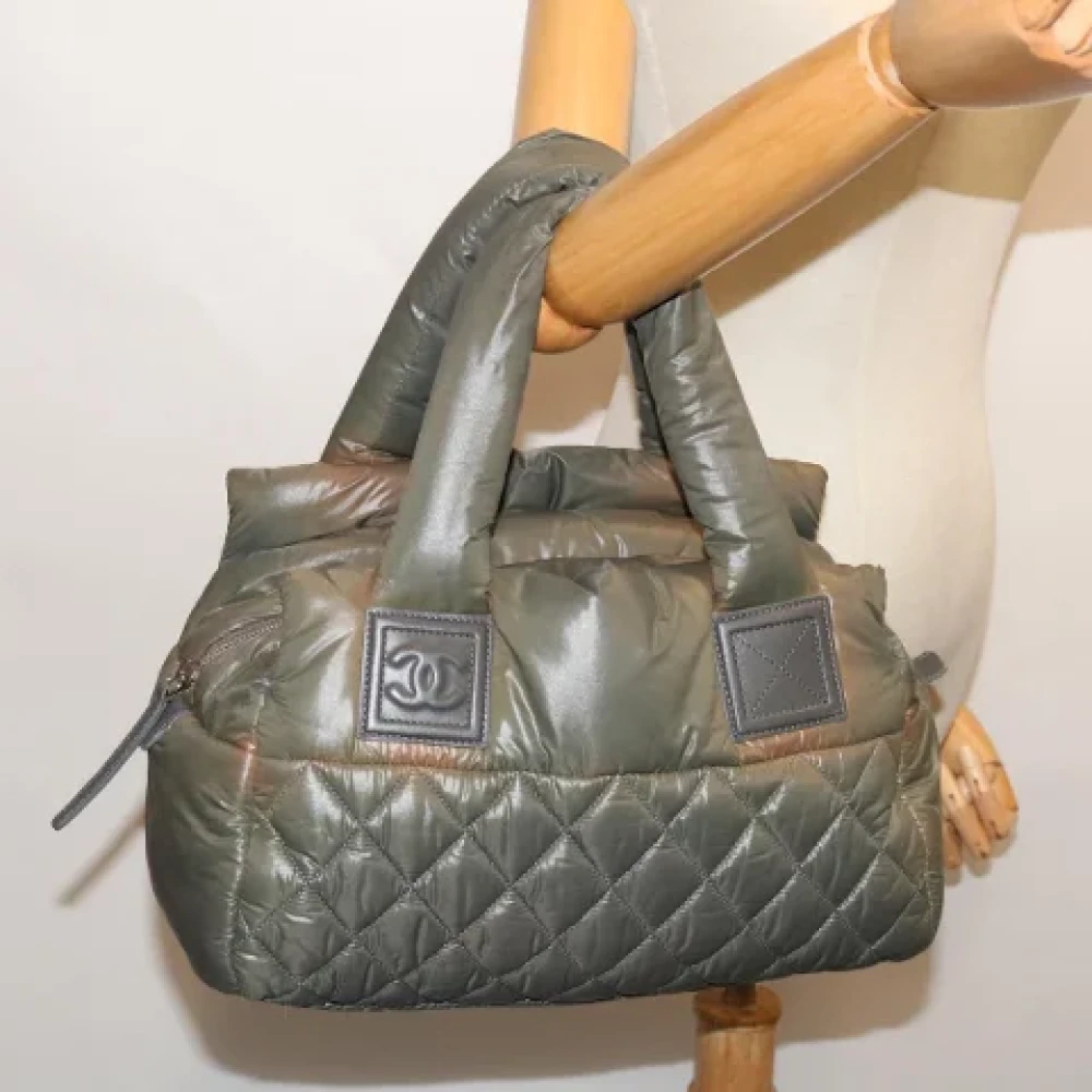 Chanel Vintage Pre-owned Fabric handbags Green Dames
