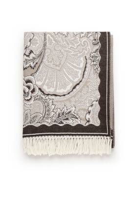 beige-wool-blanket-with-fringed-ends
