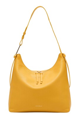 grained-leather-shoulder-bag
