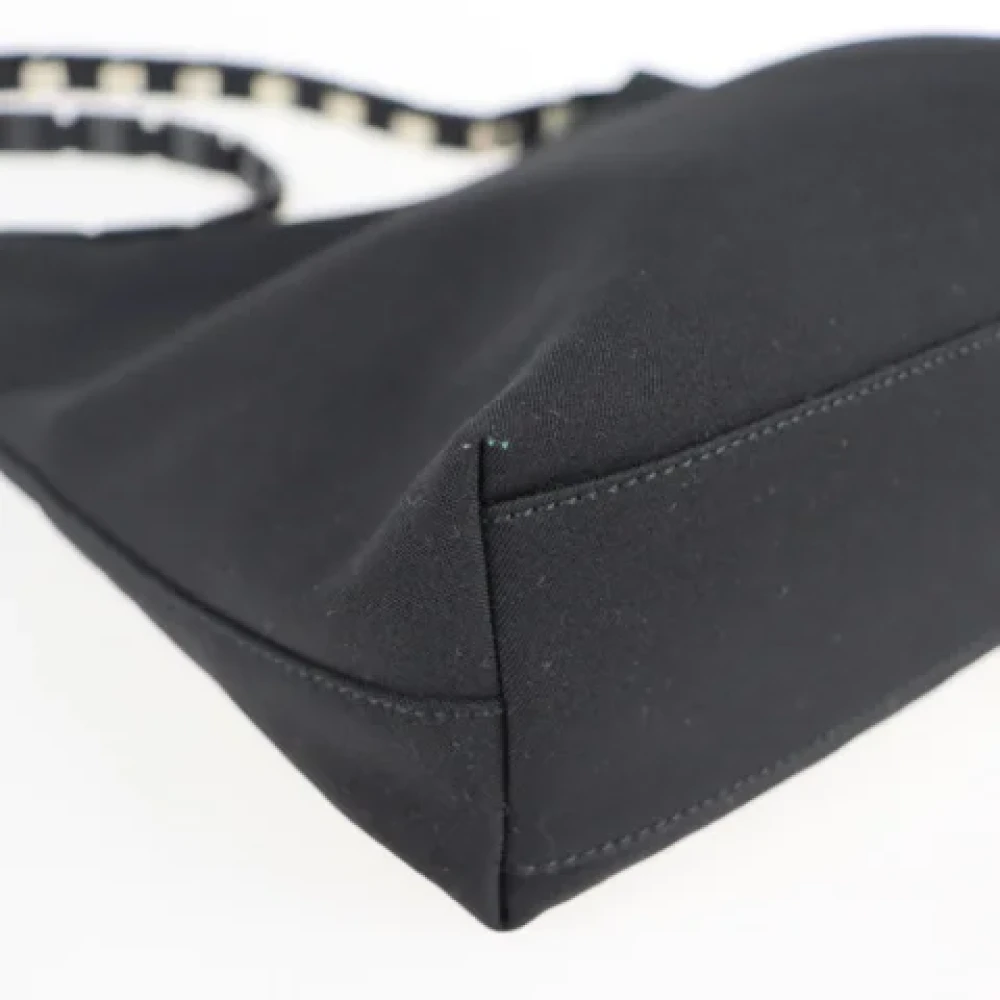Salvatore Ferragamo Pre-owned Fabric shoulder-bags Black Dames