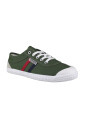 retro-canvas-sneakers