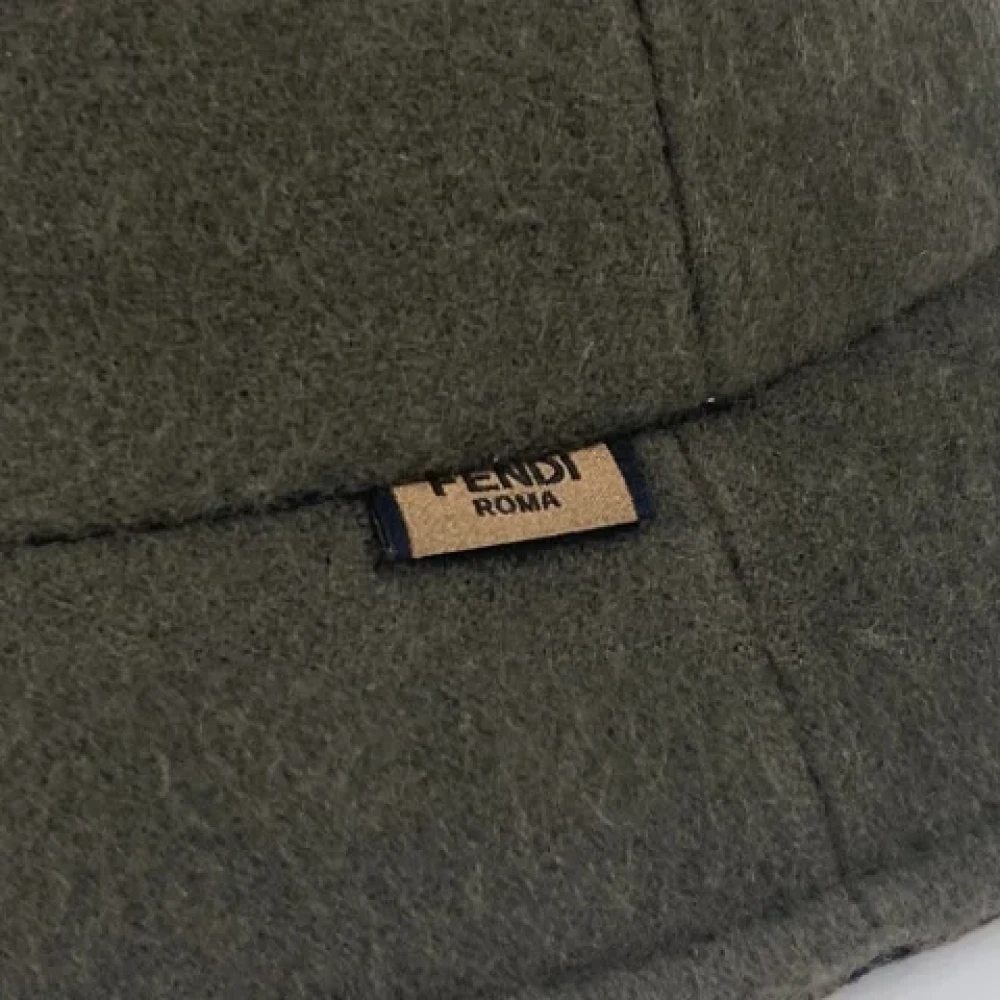 Fendi Vintage Pre-owned Wool hats Brown Unisex