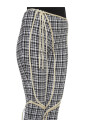 pantalon-en-nylon-avec-application