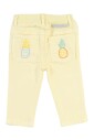 jean-jaune-avec-broderies-multicolores