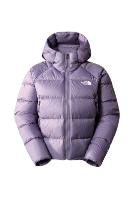 stylish-jacket-for-outdoor-adventures
