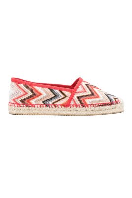 argile-rouge-semelle-en-rafia-tresse-chaussures