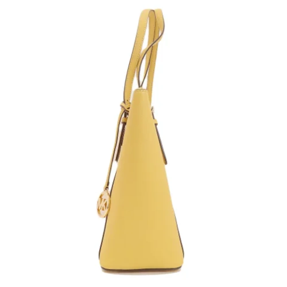 Michael Kors Pre-owned Leather totes Yellow Dames