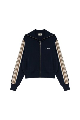 pull-bleu-avec-logo-brode