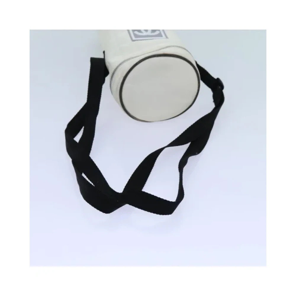Chanel Vintage Pre-owned Nylon chanel-bags White Dames