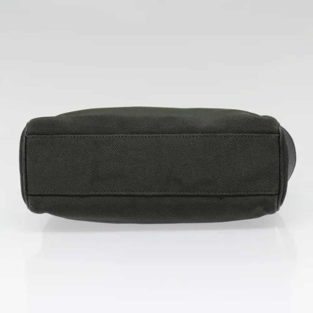 Salvatore Ferragamo Pre-owned Canvas clutches Green Dames