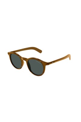 sunglasses-stylish-model