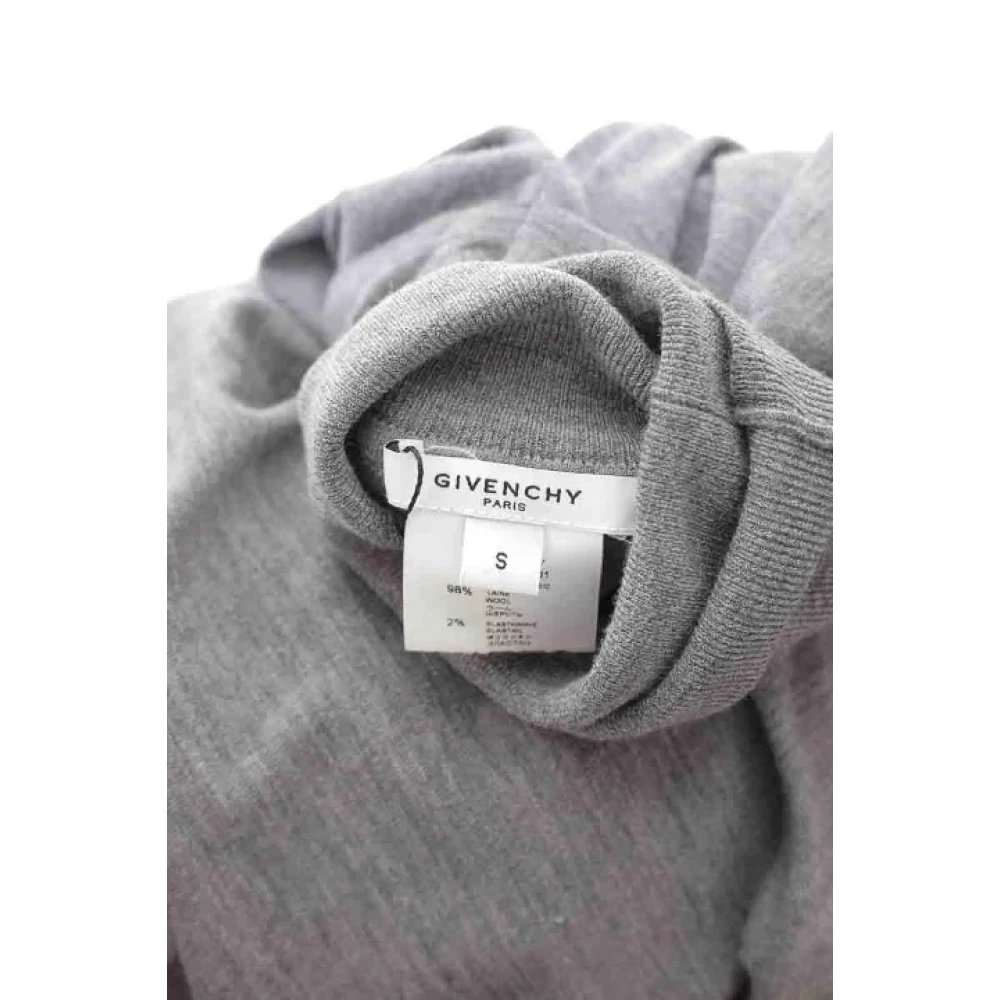 Givenchy Pre-owned Wool tops Gray Dames