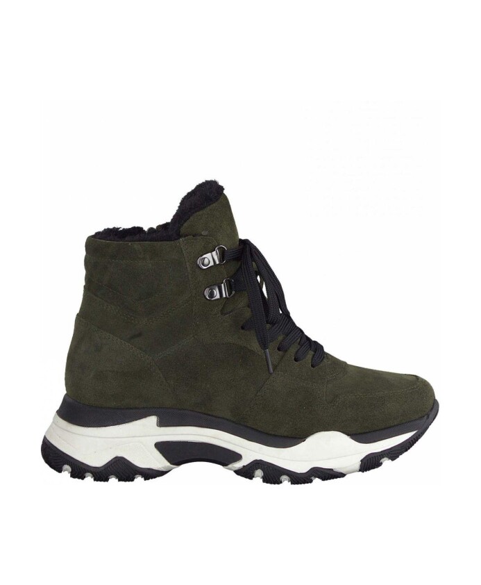 bottines-vertes-decontractees-en-cuir