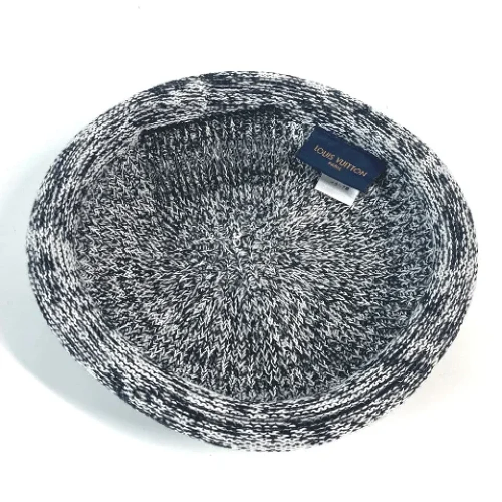 Louis Vuitton Vintage Pre-owned Cotton hats Gray Dames