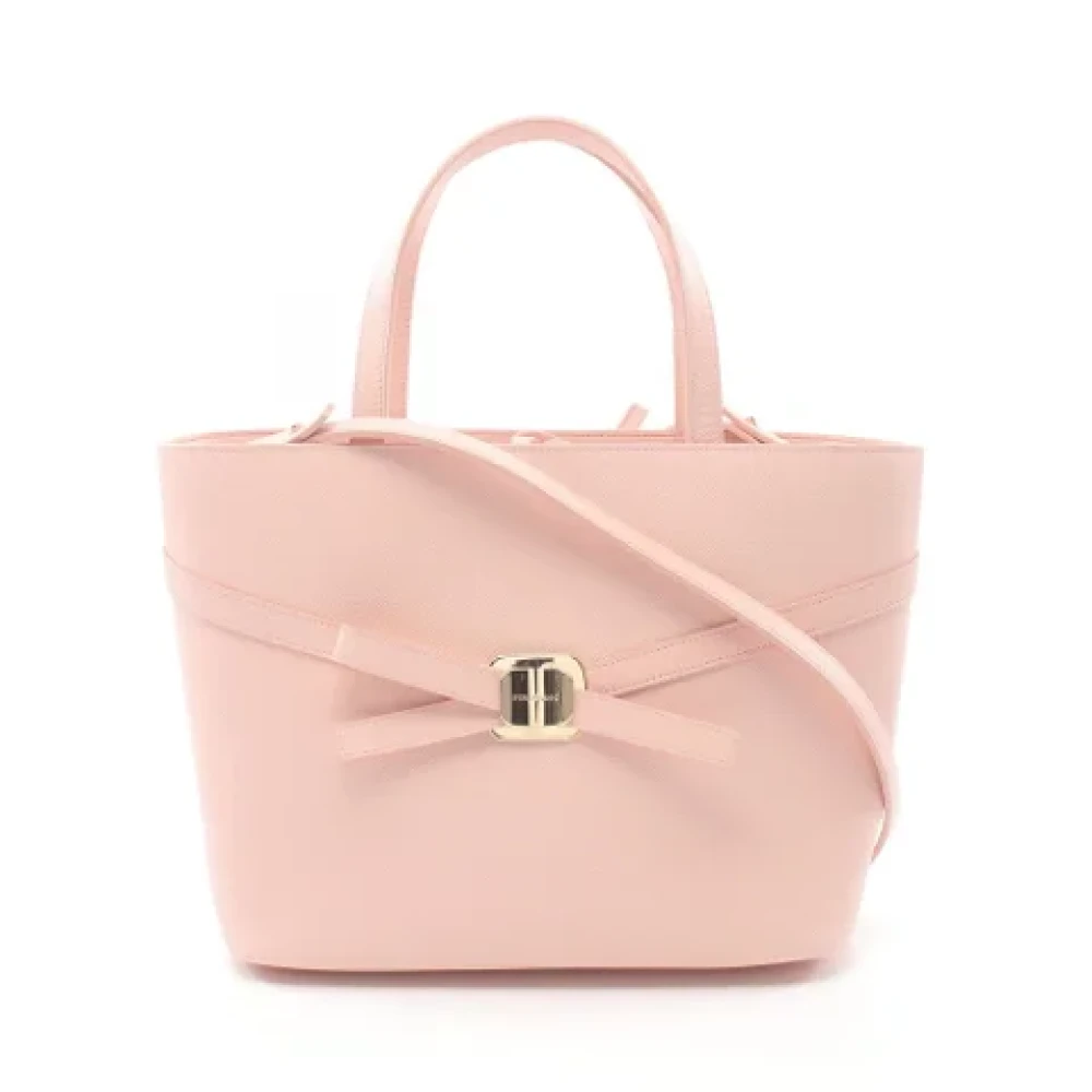 Salvatore Ferragamo Pre-owned Leather totes Pink Dames