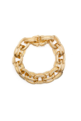 collection-de-bijoux-elegants