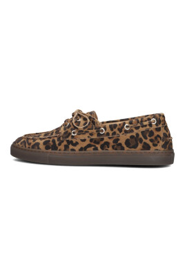 brown-sneakers-for-women