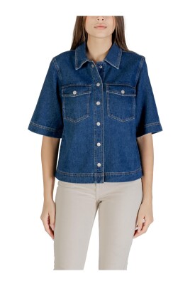 blue-cotton-round-neck-shirt