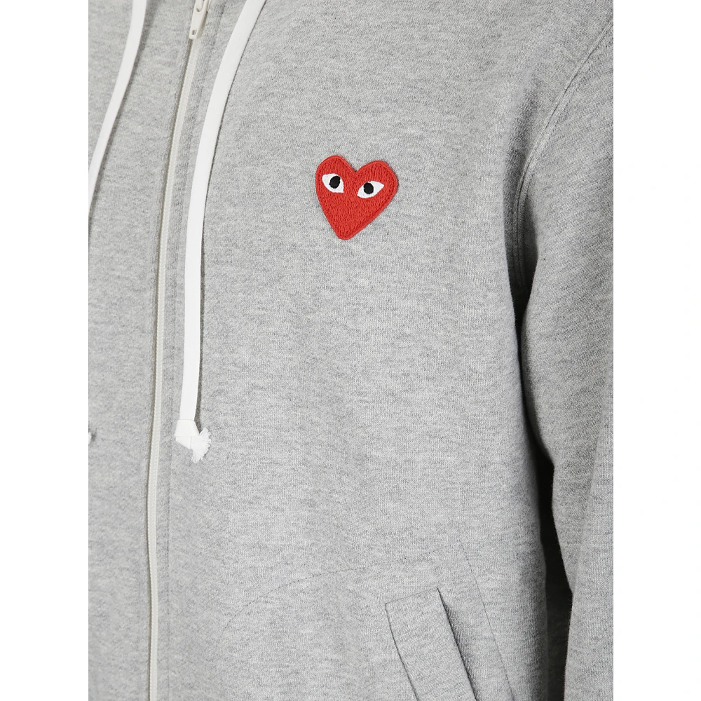 Comme des Garçons Play Grijze Sweatshirt met Rood Emblem Gray Heren
