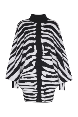 Stickad klänning med zebra intarsia
