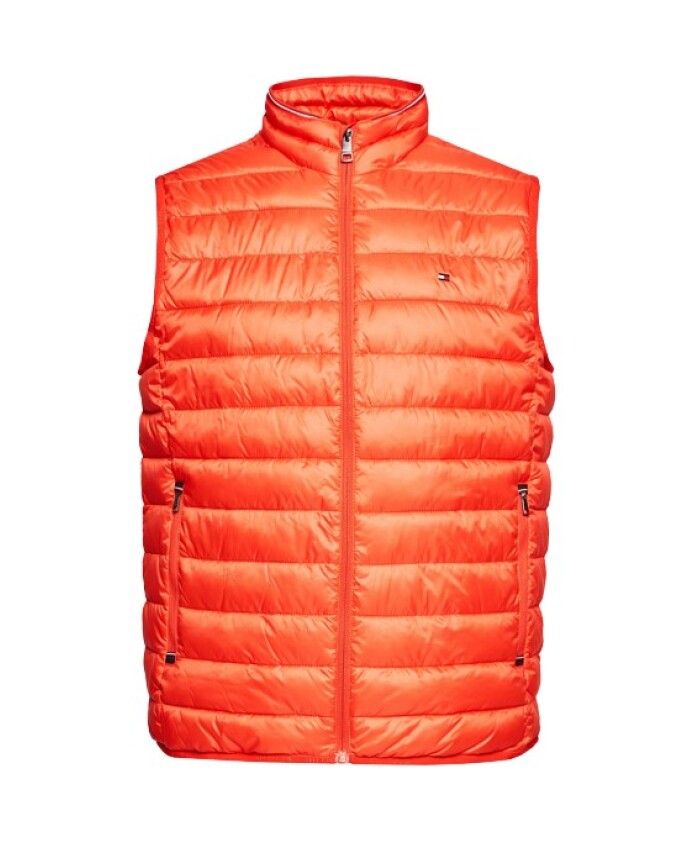 veste-sans-manches-ecarlate-audacieux