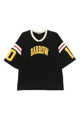 black-basic-tee-shirt