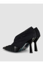 zwarte-hoge-hakken-elegante-tule