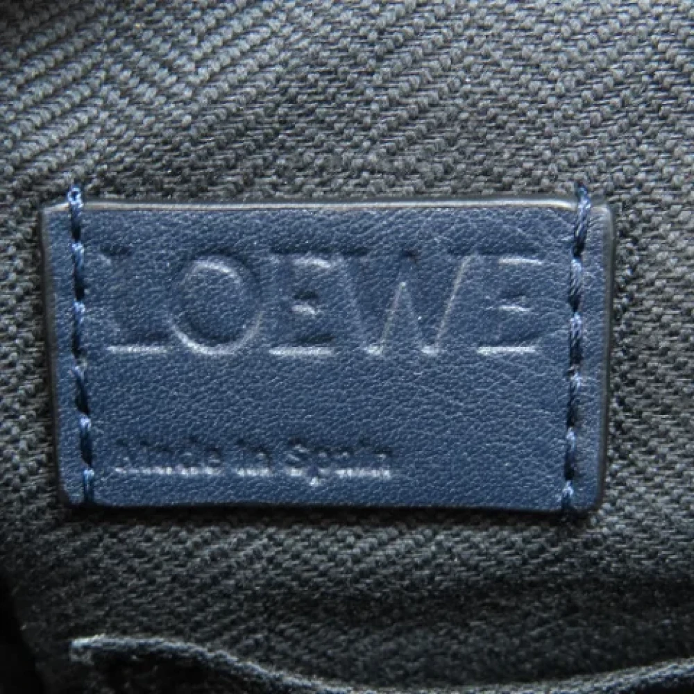 Loewe Pre-owned Leather shoulder-bags Blue Dames