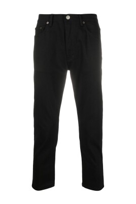 jean-denim-noir-coupe-classique