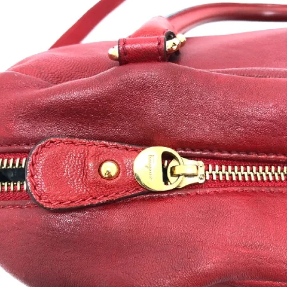 Salvatore Ferragamo Pre-owned Leather handbags Red Dames